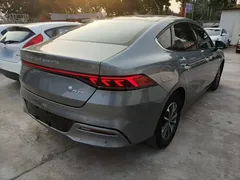 2024 BYD Qin PLUS Honor DM-i PHEV 55km Leading — фото 7