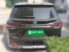 2023 Toyota Sienna 2.5L Hybrid Comfort, чёрный — фото 5