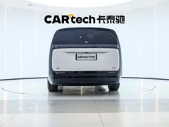 2025 Li Auto MEGA Ultra Smart Refresh, белый — фото 6
