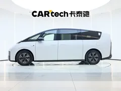2025 Li Auto MEGA Ultra Smart Refresh, белый — фото 9