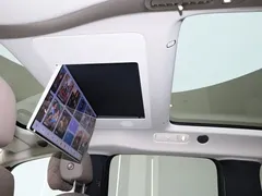 2025 Li Auto MEGA Ultra Smart Refresh, белый — фото 16