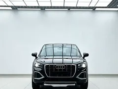 2022 Audi Q2L 35 TFSI Entry, чёрный — фото 2