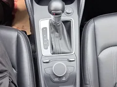 2022 Audi Q2L 35 TFSI Entry, чёрный — фото 15