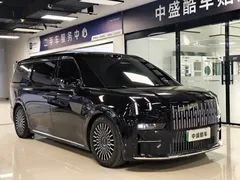 2024 Zeekr 009 6-Seat Executive 4WD 108kWh, чёрный — фото 3