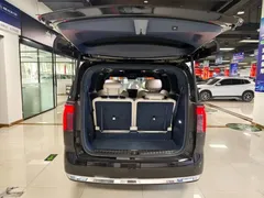 2024 Zeekr 009 6-Seat Executive 4WD 108kWh, чёрный — фото 21