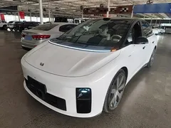 2025 Li Auto i6 4WD Standard, белый — фото 2