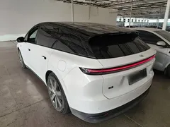 2025 Li Auto i6 4WD Standard, белый — фото 5
