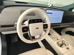 2025 Li Auto i6 4WD Standard, белый — фото 11