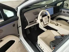 2025 Li Auto i6 4WD Standard, белый — фото 16