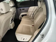 2025 Li Auto i6 4WD Standard, белый — фото 17