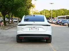 2023 Nio EC6 75kWh, белый — фото 4