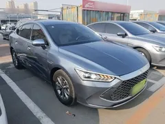 2024 BYD Qin PLUS Honor DM-i PHEV 55km Leading, синий — фото 4