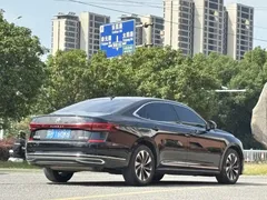 2022 Volkswagen Passat 280TSI Elite, чёрный — фото 3