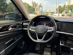 2022 Volkswagen Passat 280TSI Elite, чёрный — фото 10