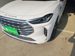 2021 Jetour X70 PLUS 1.6T DCT PRO+ 5-seat, белый — фото 24