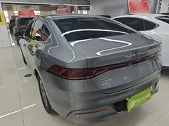 2023 BYD Qin PLUS Champion DM-i PHEV 55KM Leading — фото 5