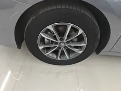 2023 BYD Qin PLUS Champion DM-i PHEV 55KM Leading — фото 23