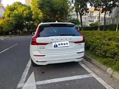 2023 Volvo XC60 4WD Luxury, белый — фото 6