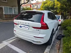 2023 Volvo XC60 4WD Luxury, белый — фото 7