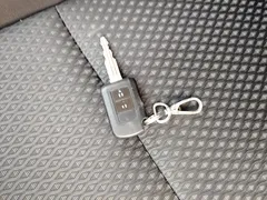 2020 Mitsubishi Outlander 2.0L 2WD 5-seat, белый — фото 9