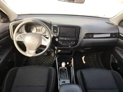 2020 Mitsubishi Outlander 2.0L 2WD 5-seat, белый — фото 10
