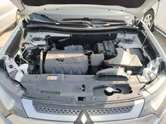 2020 Mitsubishi Outlander 2.0L 2WD 5-seat, белый — фото 20