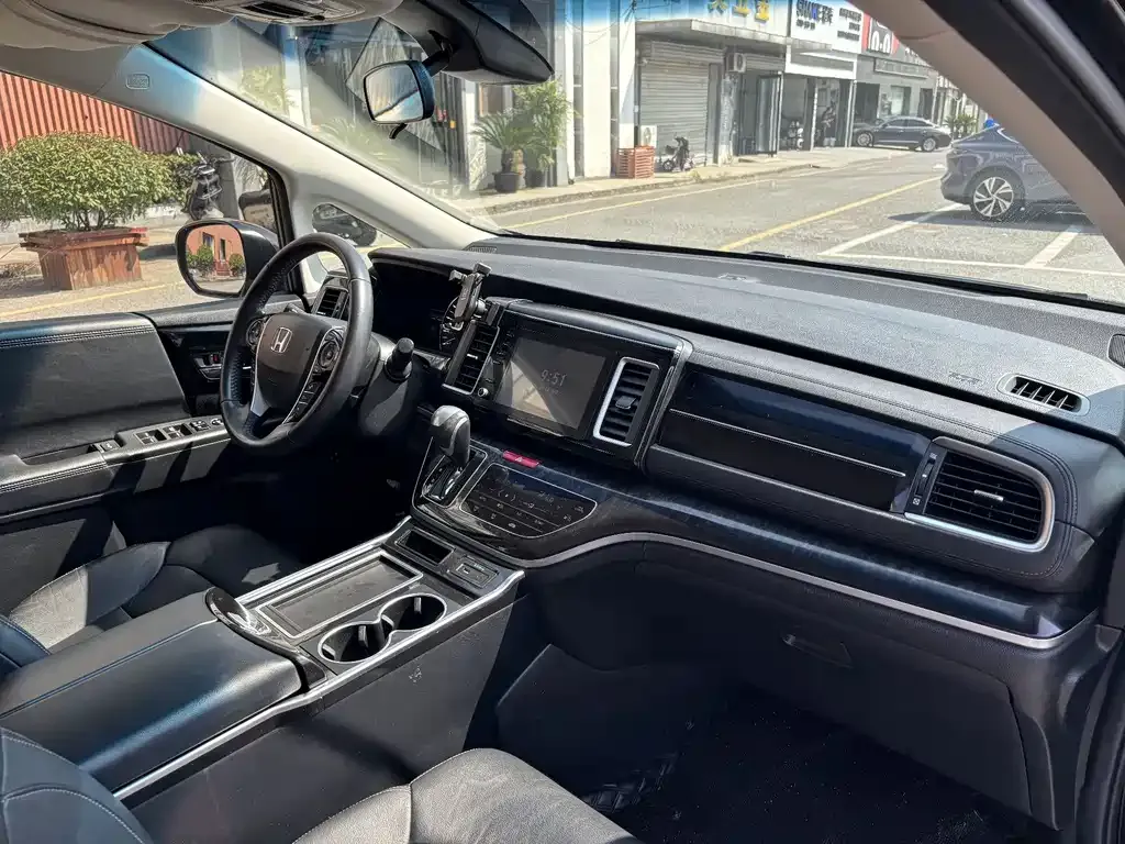 2019 Honda Elysion 2.0L Hybrid Luxury