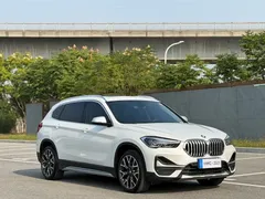 2022 BMW X1 Premium, белый — фото 3