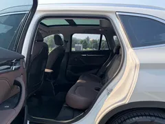 2022 BMW X1 Premium, белый — фото 16
