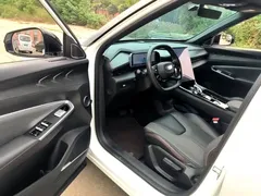 2023 Geely Atlas Cool 1.5TD Smart Connect, белый — фото 16