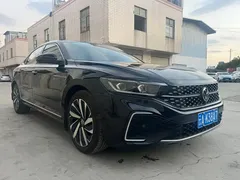 2022 Volkswagen Passat 330TSI Luxury, чёрный — фото 3