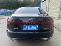 2022 Volkswagen Passat 330TSI Luxury, чёрный — фото 11