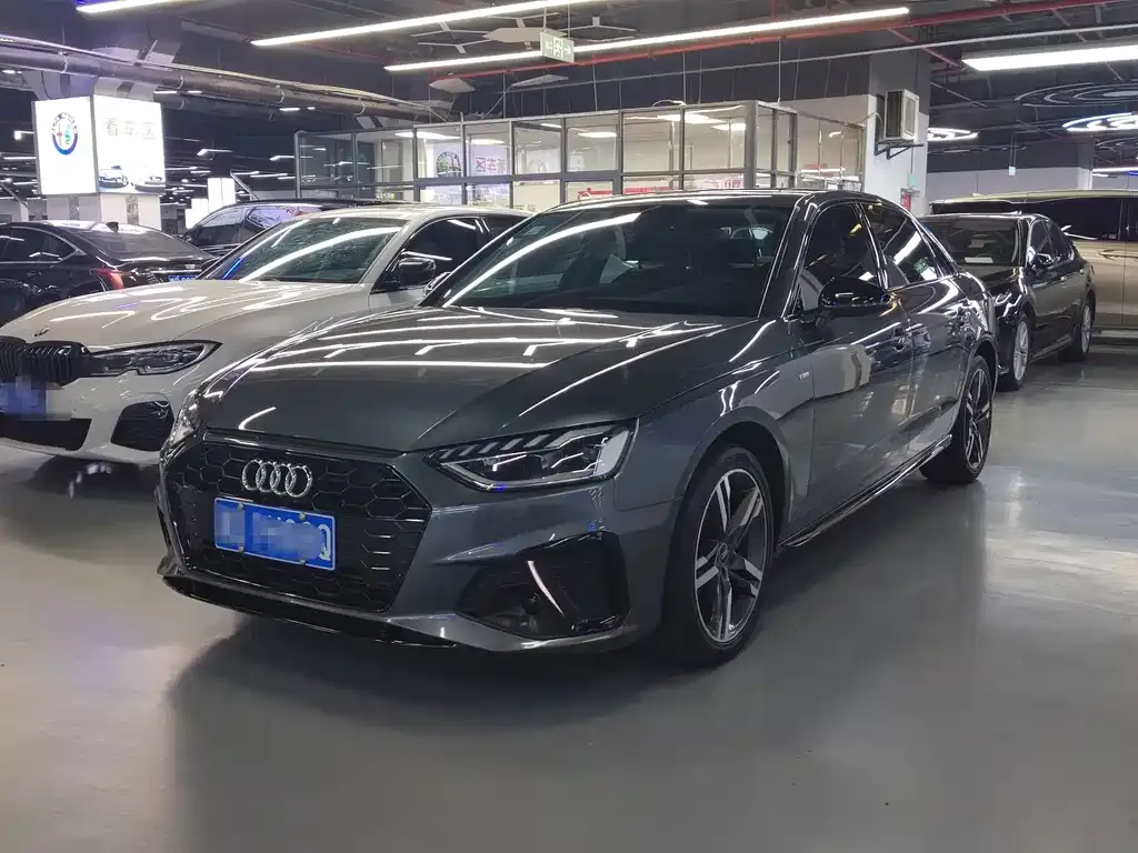 2022 Audi A4L 40 TFSI Luxury Sport
