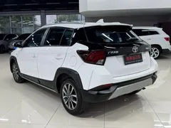 2022 Toyota Yaris L Zhixuan X 1.5L CVT Luxury Plus, белый — фото 4