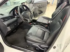 2022 Toyota Yaris L Zhixuan X 1.5L CVT Luxury Plus, белый — фото 7