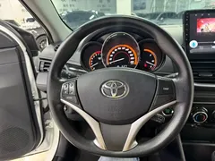 2022 Toyota Yaris L Zhixuan X 1.5L CVT Luxury Plus, белый — фото 13