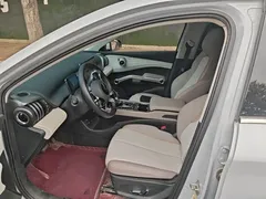 2024 BYD Yuan PLUS Honor 430km Exceed, белый — фото 15