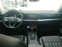 2022 Volkswagen Passat 330TSI Elite, чёрный — фото 12