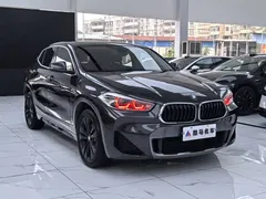2022 BMW X2 M Off-road Package, синий — фото 3