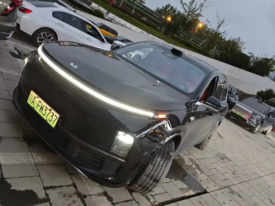2024 Li Auto L8
