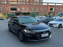 2022 Honda Accord 2.0L Hybrid, чёрный — фото 3