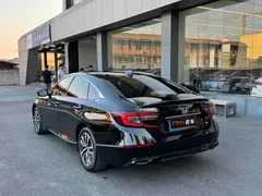 2022 Honda Accord 2.0L Hybrid, чёрный — фото 7