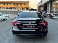 2022 Honda Accord 2.0L Hybrid, чёрный — фото 8