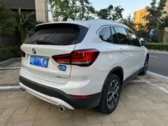 2022 BMW X1, белый — фото 3