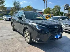 2021 Subaru Forester 2.0i Luxury, чёрный — фото 3