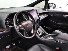 2023 Toyota Vellfire Crown Hybrid 2.5L HV Premium, чёрный — фото 10