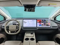 2025 Li Auto i8 Standard, белый — фото 7
