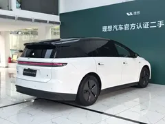 2025 Li Auto i8 Standard, белый — фото 18