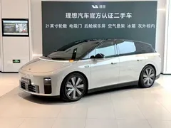 2025 Li Auto i6 4WD Standard — фото 1