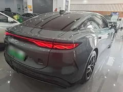 2025 BYD Han L PHEV 4WD LiDAR Flagship — фото 7